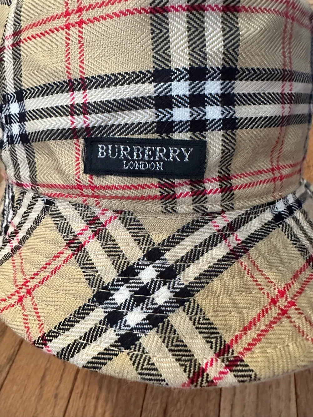 Burberry Beige Plaid Bucket Hat with Black & Red Accents
